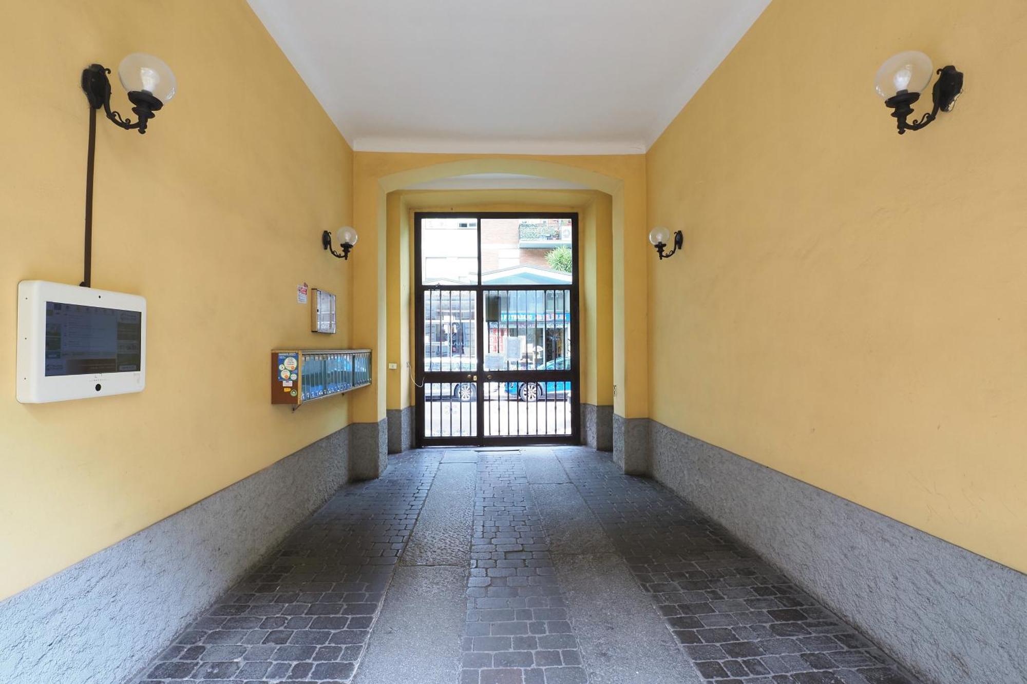 Primopiano - Rosmini Lejlighed Milano Eksteriør billede