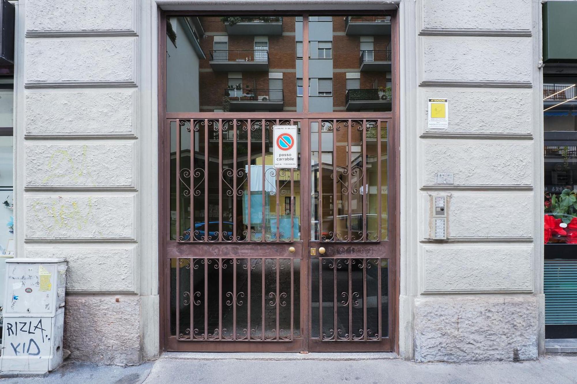 Primopiano - Rosmini Lejlighed Milano Eksteriør billede